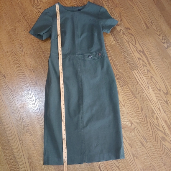 Banana Republic Stretch Short-sleeve Sheath Dress - Picture 6 of 8